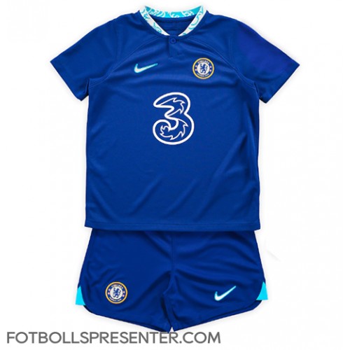 Chelsea Hemmatröja Barn 2022-23 Kortärmad (+ korta byxor)